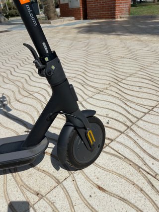 Patinete Xiaomi Mi Electric Scooter Essential