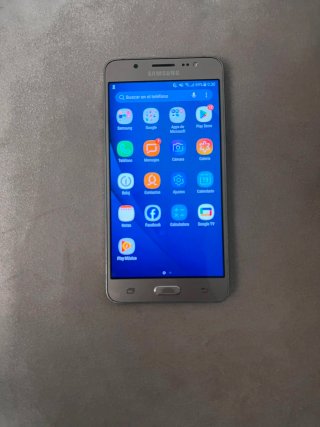 Móvil Samsung Dorado