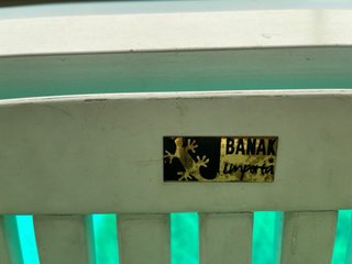 Banak Importa. Mesa y 6 sillas de terraza.