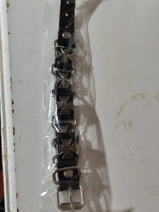 Lote de 2 pulseras cuero y metal