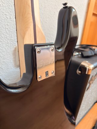 Squier Jazz Bass + Fender Rumble 15