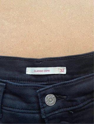 Levi's Pantalón Corto Mujer Negro