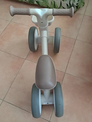 Bicicleta de aprendizaje infantil
