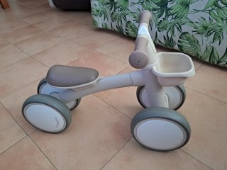 Bicicleta de aprendizaje infantil
