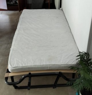 Somier Plegable con Ruedas + Colchón