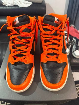 Zapatillas Nike Dunk High Naranja y Negro