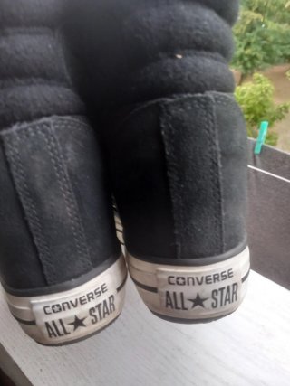 Converse con plateau nere