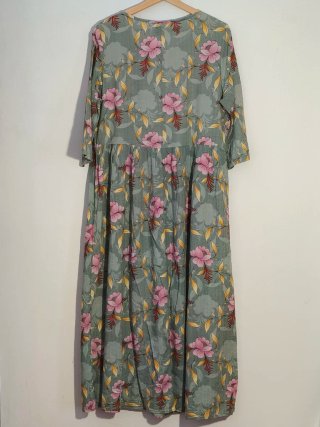 Vestido largo floral vintage – Emery Rose, talla L