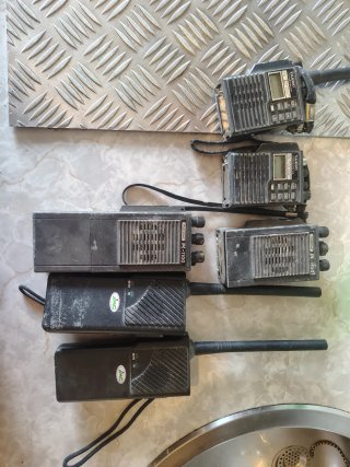 Lote 3 Walkie Talkies Yaesu, Pihernz, IMC