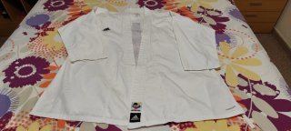 Karategui Adidas Club Talla 160