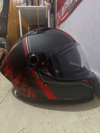 Casco Moto MT Helmets Negro