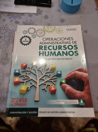 Operaciones administrativas de recursos humanos...