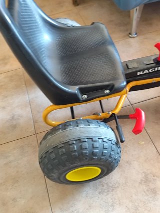 Kart a pedales infantil