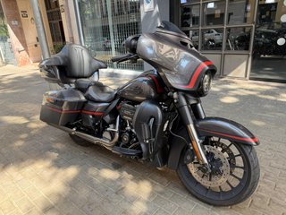 Harley Davidson Street Glide CVO Gris/Rojo