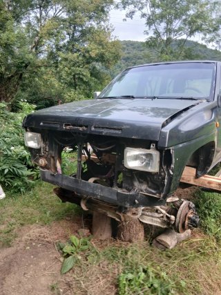 Nissan Terrano 1