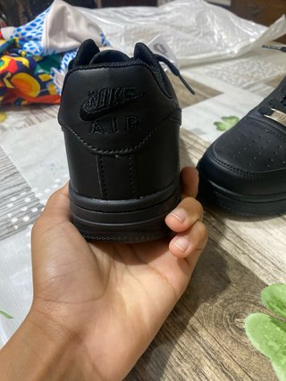 Zapatos Air Force 1 negros talla 36-38