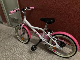 Bicicleta BTWIN 500 con RUEDINES