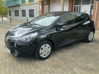 Renault Clio 2015 pegatina c 80.000 klm