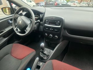 Renault Clio 2015 pegatina c 80.000 klm