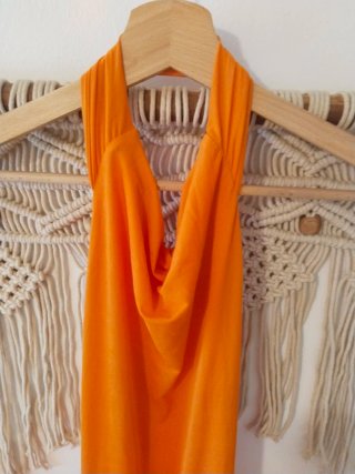 Vestido largo lycra naranja espalda al aire