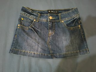 Lote 3 prendas: faldas y  short