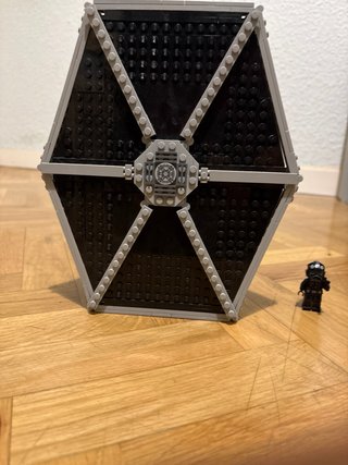 Lego Star Wars 76211 Incompleto