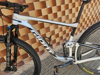 Giant carbono factura 29 pulgadas doble suspension