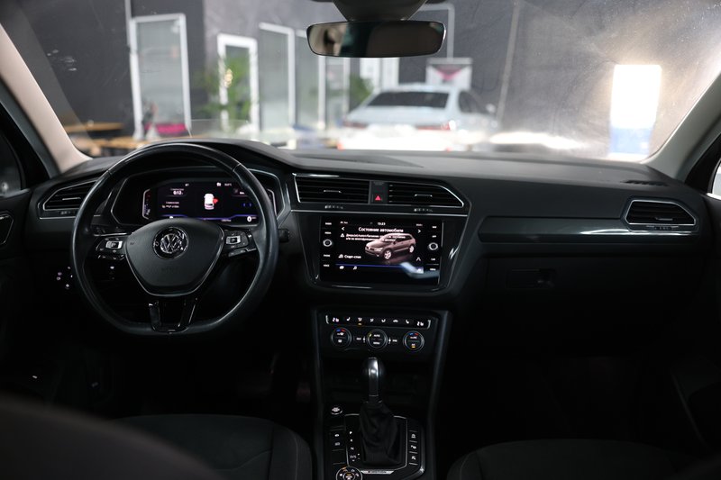 Volkswagen Tiguan 2019, foto 20