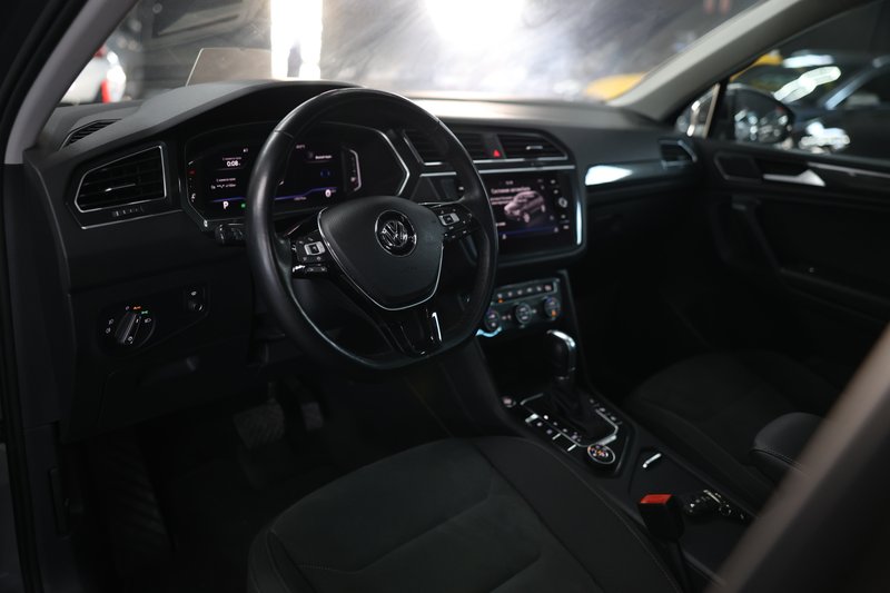 Volkswagen Tiguan 2019, foto 27