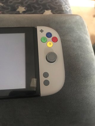 Nintendo Switch V1 con mandos nuevos