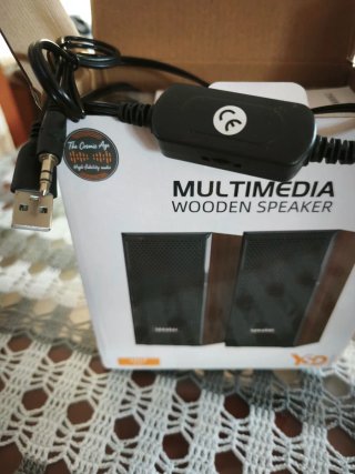 Altavoces Multimedia Madera Jack y USB