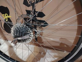 Rueda trasera bici carretera Btwin
