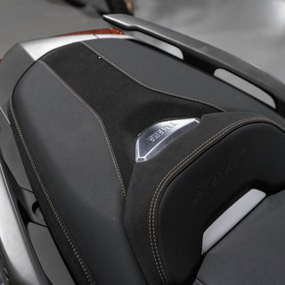 Yamaha XMAX 300 Tech MAX gris/dorado