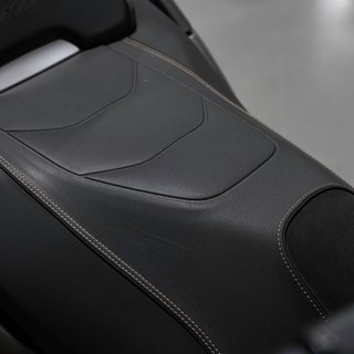 Yamaha XMAX 300 Tech MAX gris/dorado