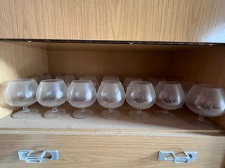 Lote de copas y vasos de cristal
