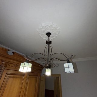 Dormitorio madera maciza. Buen estado.