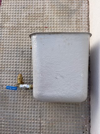 Aljibe bidón agua