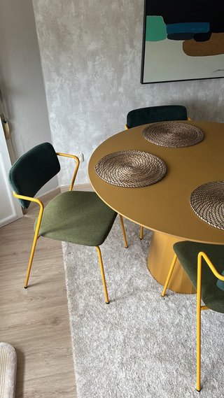 Mesa comedor + 4 sillas The Masie