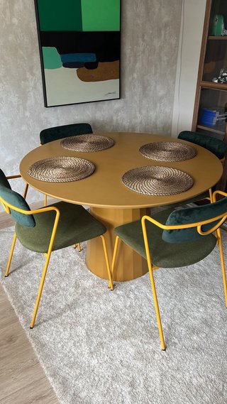 Mesa comedor + 4 sillas The Masie