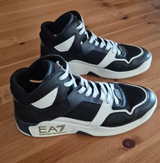Zapatillas Emporio Armani Negras y Blancas
