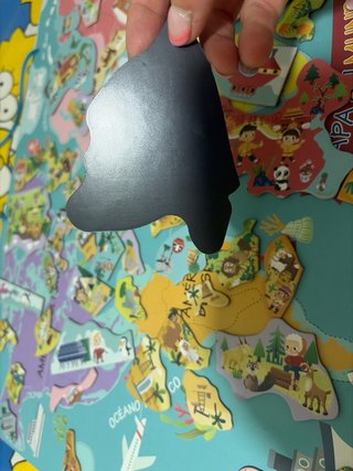 Mapa de madera para niños mide 60x40