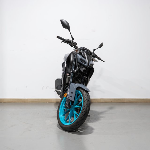 Yamaha MT-125 Naked Azul/Gris