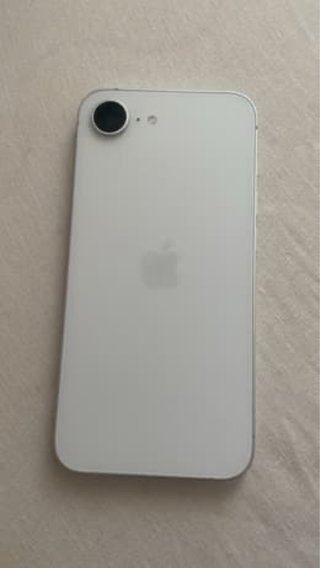 iPhone 16e