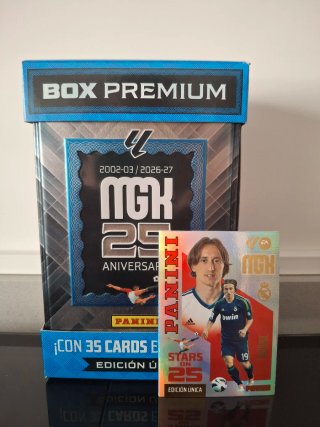 Panini Megacracks 26-27 Modric
