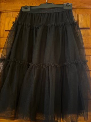 Falda tul negra volantes