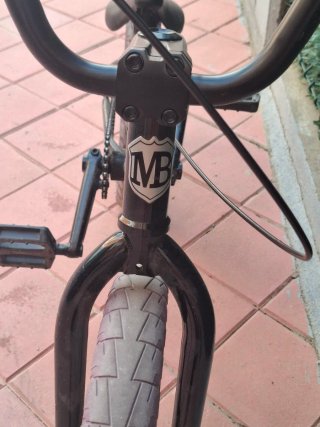 Bicicleta BMX 18 pulgadas
