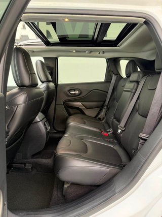 Jeep Cherokee 2.2 CRD Overland AWD 9AT 143 kW (195 CV)
