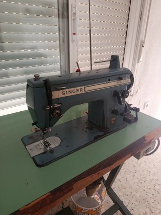Máquina de coser Singer industrial plana