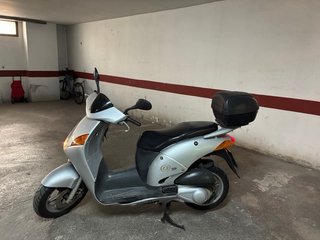 Honda Arroba 125cc Scooter Plata