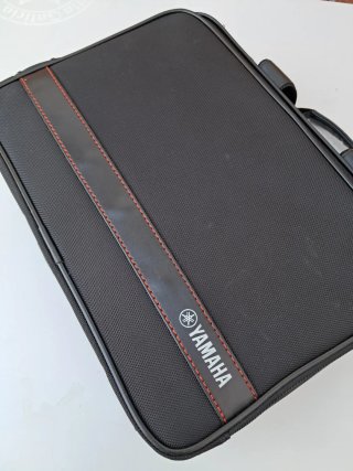 Clarinete Yamaha YCL-255